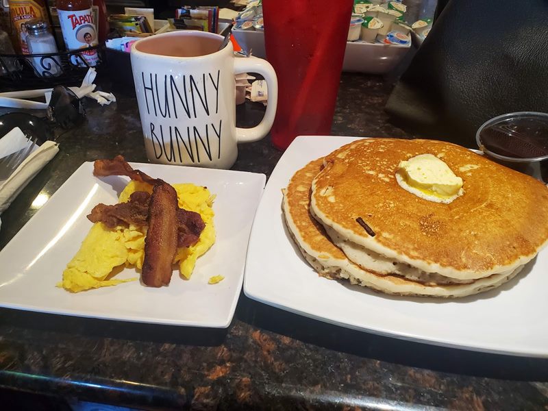 Franco's Flapjack Family Restaurant food